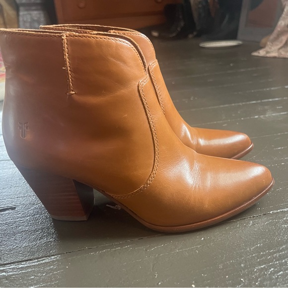 Frye JenniferBrown Leather Ankle Booties - Picture 5 of 11